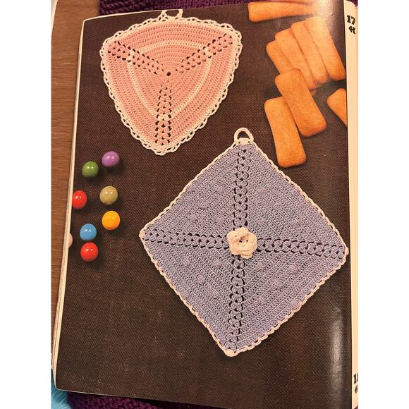 magic Crocheted pattern book 1984 sweater doily skirt butterfly - Picture 15 of 16